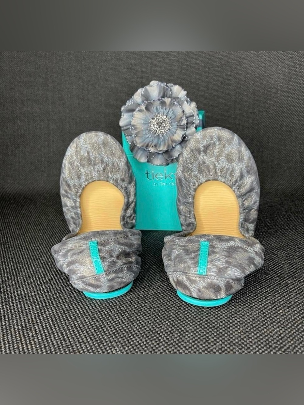 TIEKS BLACK LEOPARD RARE LIMITED RELEASE NEW NIB SIZE 9 WOMENS